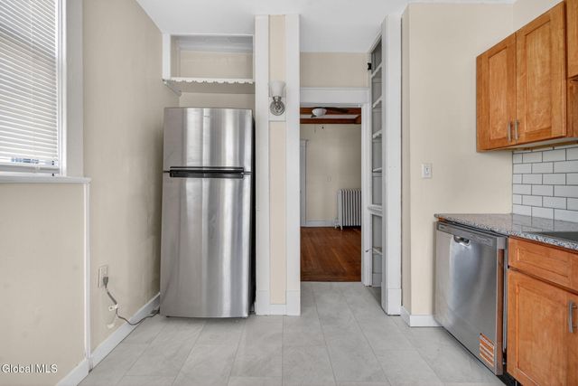 42 Ten Eyck Avenue, Albany, NY 12209