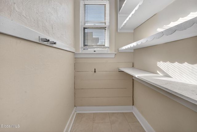 42 Ten Eyck Avenue, Albany, NY 12209