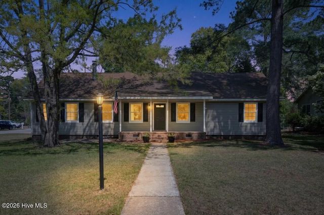 5801 Port Drive, New Bern, NC 28560