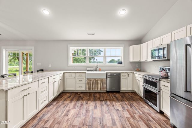 202 Grays Lane, Angier, NC 27501