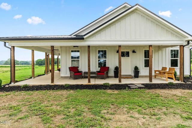 202 Grays Lane, Angier, NC 27501