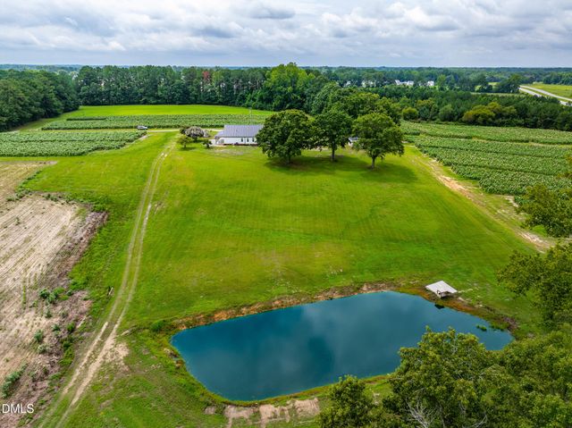202 Grays Lane, Angier, NC 27501