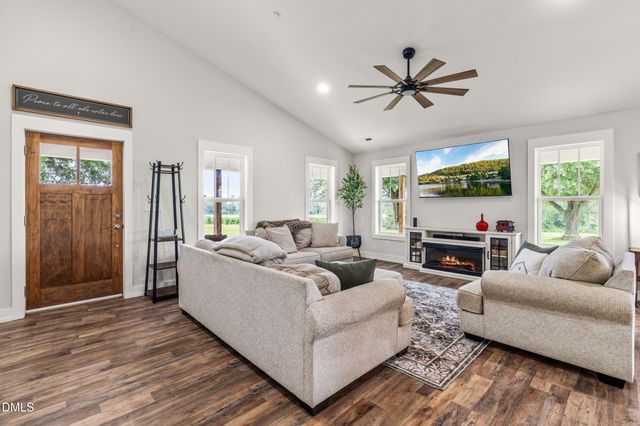 202 Grays Lane, Angier, NC 27501