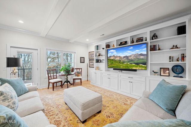 426 English Ivy Trail, Jonesborough, TN 37659