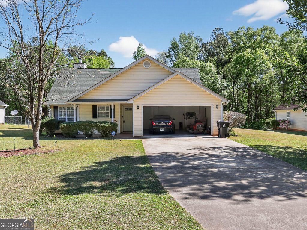 335 Colley Street, Grantville, GA 30220