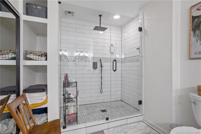 4928 Cypress Lake Drive, Lake Charles, LA 70611