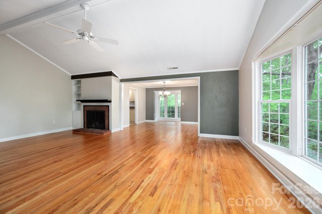 200 Allen Mountain Drive, Black Mountain, NC 28711