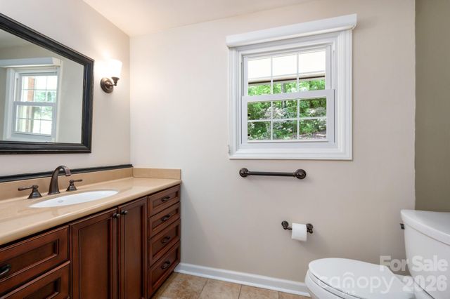 200 Allen Mountain Drive, Black Mountain, NC 28711