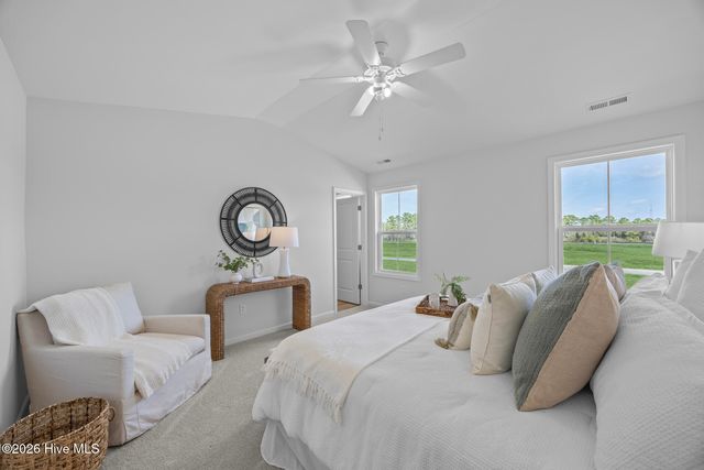 43 W Pioneer Way 112, Hampstead, NC 28443