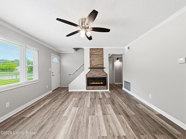7004 John Adams Way, Louisville, KY 40272