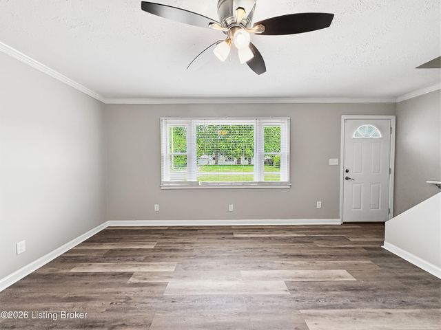 7004 John Adams Way, Louisville, KY 40272