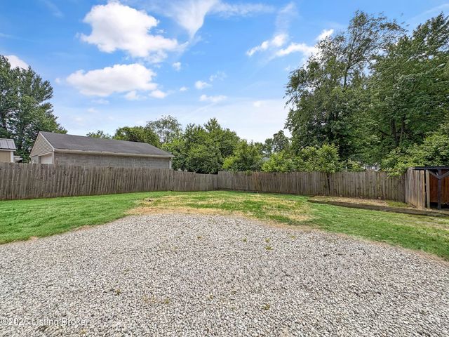 7004 John Adams Way, Louisville, KY 40272