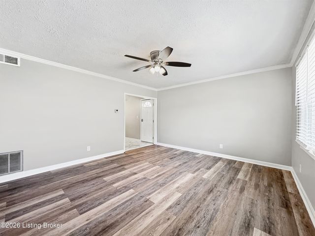 7004 John Adams Way, Louisville, KY 40272