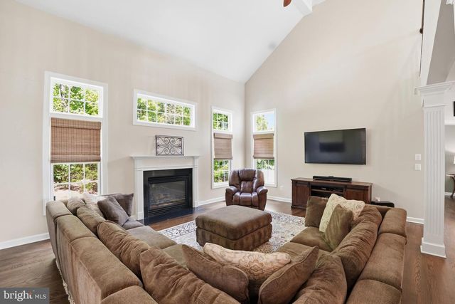 7299 PRICES COVE PL, Gainesville, VA 20155