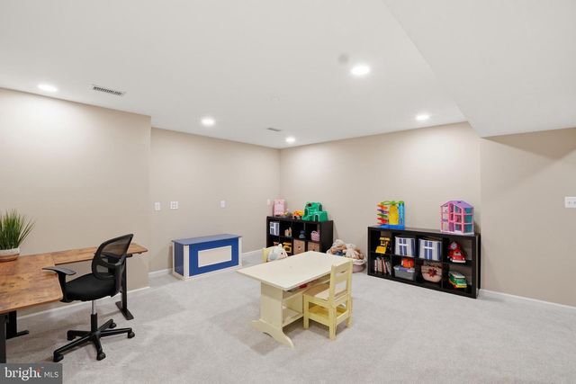 7299 PRICES COVE PL, Gainesville, VA 20155