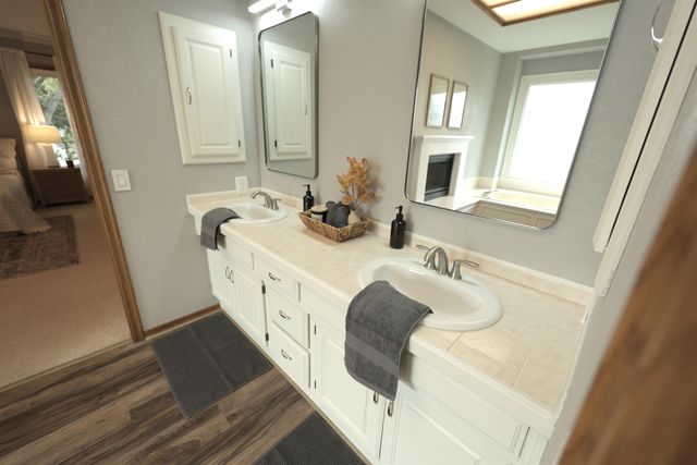 1311 N Tallyrand St, Wichita, KS 67206