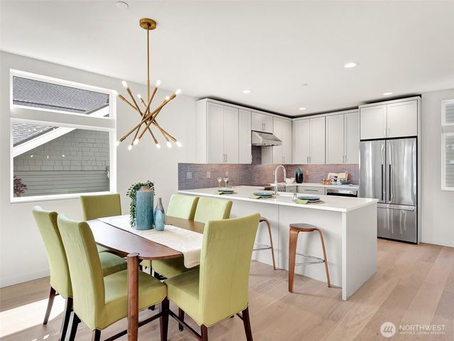 1411 B N 48th Street, Seattle, WA 98103