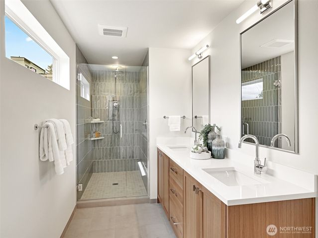 1411 B N 48th Street, Seattle, WA 98103