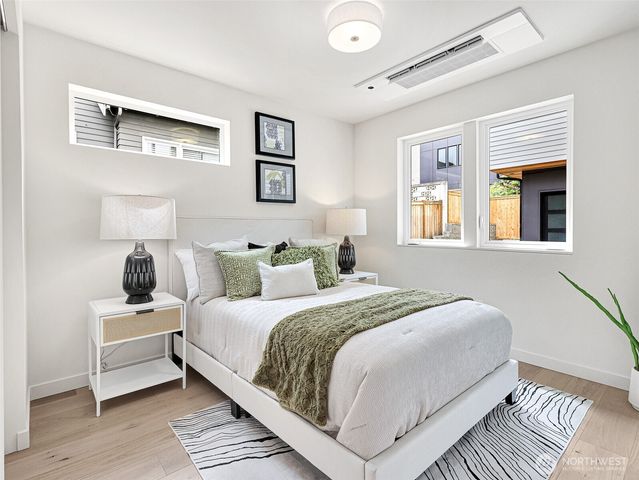 1411 B N 48th Street, Seattle, WA 98103