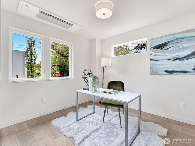 1411 B N 48th Street, Seattle, WA 98103