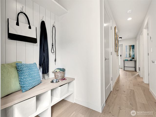 1411 B N 48th Street, Seattle, WA 98103