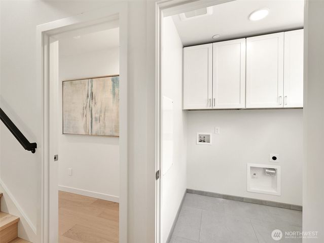 1411 B N 48th Street, Seattle, WA 98103