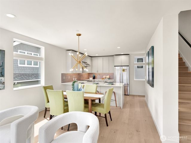 1411 B N 48th Street, Seattle, WA 98103