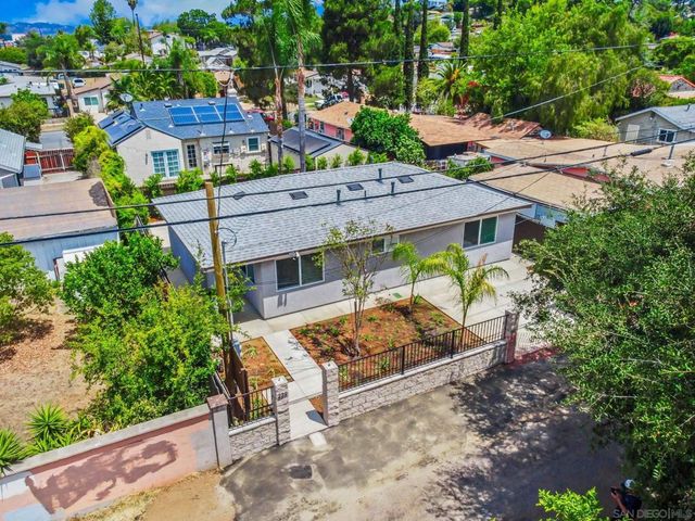 227 229 W 10th Ave, Escondido, CA 92025
