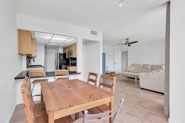 799 Jeffery Street 105, Boca Raton, FL 33487
