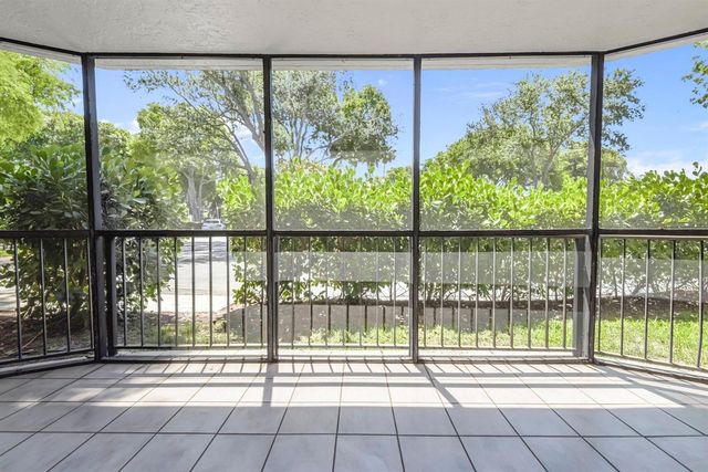 799 Jeffery Street 105, Boca Raton, FL 33487