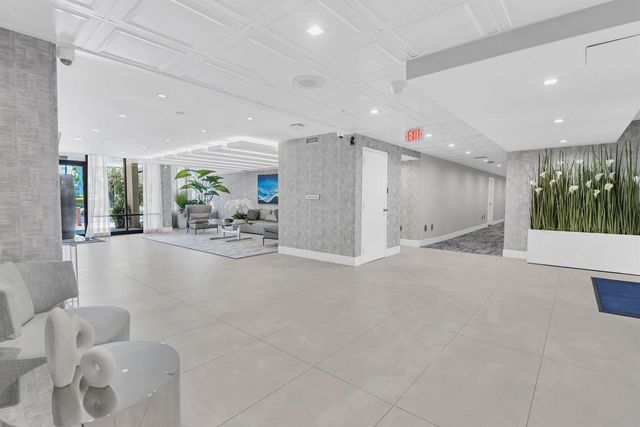 799 Jeffery Street 105, Boca Raton, FL 33487