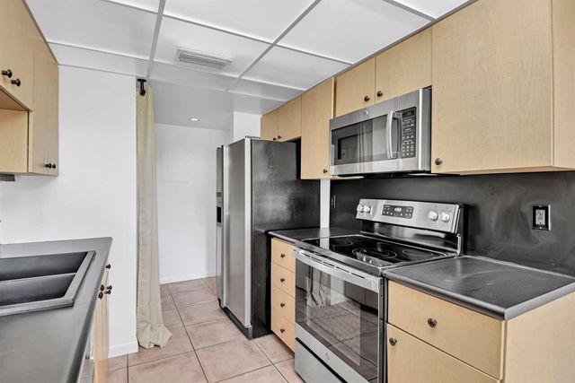 799 Jeffery Street 105, Boca Raton, FL 33487