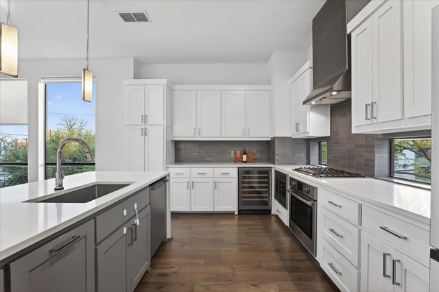 4905 Camdale Court, Dallas, TX 75206