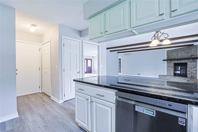 695 Tealwood Drive, Beavercreek, OH 45430
