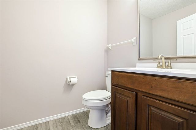 695 Tealwood Drive, Beavercreek, OH 45430