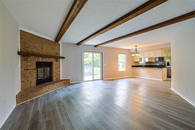 695 Tealwood Drive, Beavercreek, OH 45430