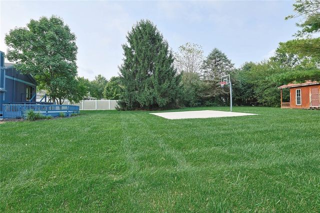 695 Tealwood Drive, Beavercreek, OH 45430