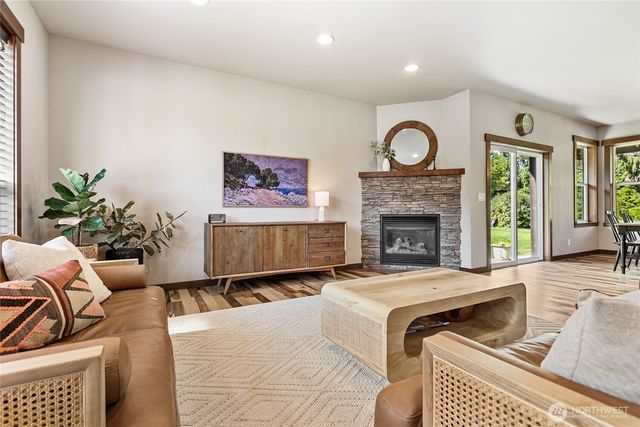 507 Village Court, Lynden, WA 98264
