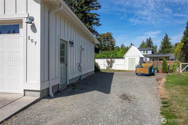 507 Village Court, Lynden, WA 98264
