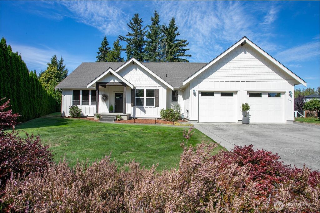 507 Village Court, Lynden, WA 98264