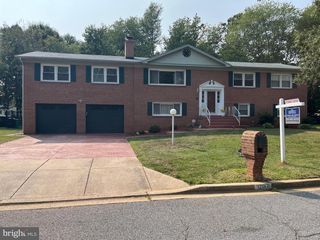 12017 HICKORY DR, Fort Washington, MD 20744