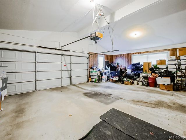 6775 Cedarbrook Drive, Bloomfield Hills, MI 48301