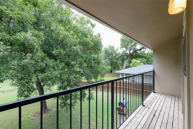 1140 Tyra Lane C, Fort Worth, TX 76114