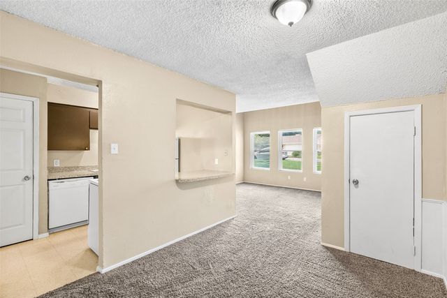 1140 Tyra Lane C, Fort Worth, TX 76114