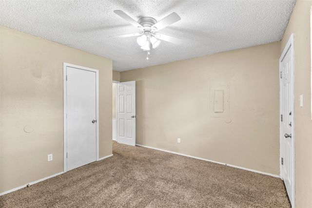 1140 Tyra Lane C, Fort Worth, TX 76114