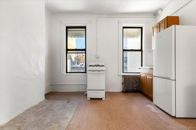 877 Hornaday Place, Bronx, NY 10460