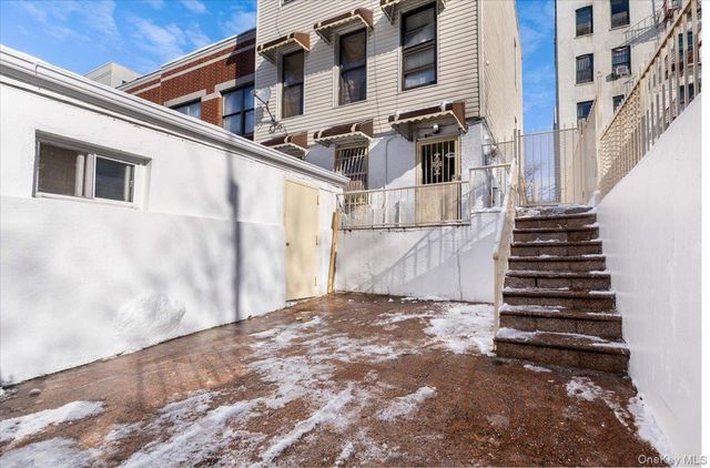 877 Hornaday Place, Bronx, NY 10460