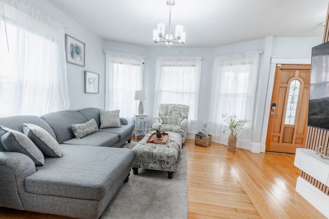 122-124 Beacon Hill Ave 1, Lynn, MA 01902