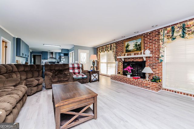 5207 Forest Lake Road, Eastman, GA 31023