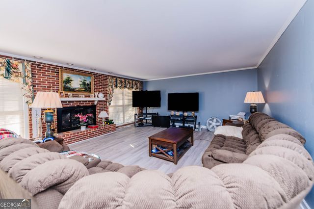 5207 Forest Lake Road, Eastman, GA 31023